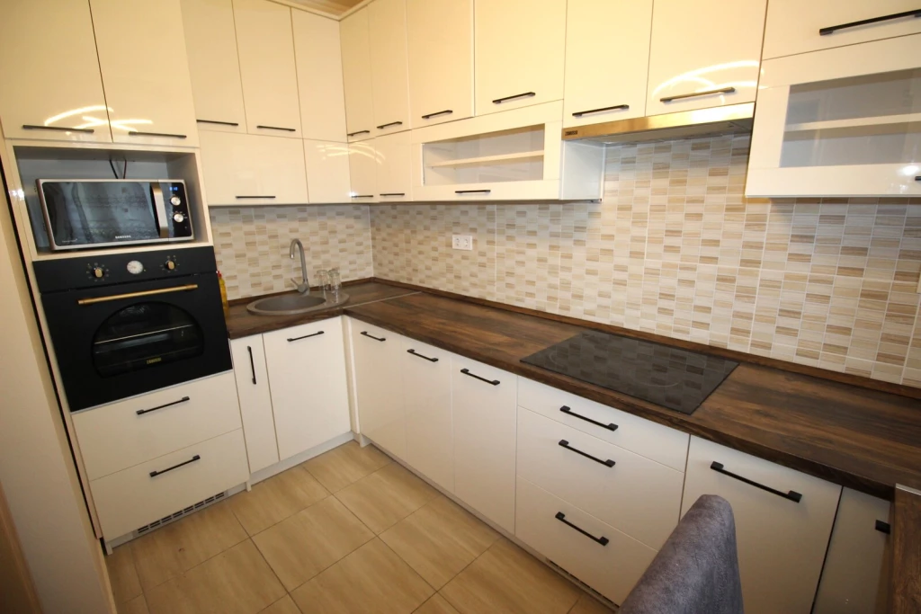 c3-1-name c2-21-name, Nyíregyháza