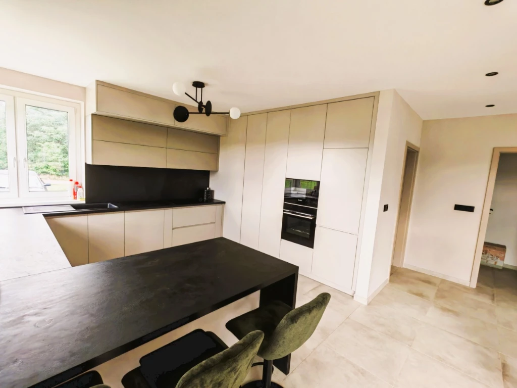 Nyírpazony -Kabalás, ÚJ ÉPÍTÉSŰ, nappali + 4 szobás, minden igényt kielégítő, MEDITERÁN tipusú családi ház eladó!