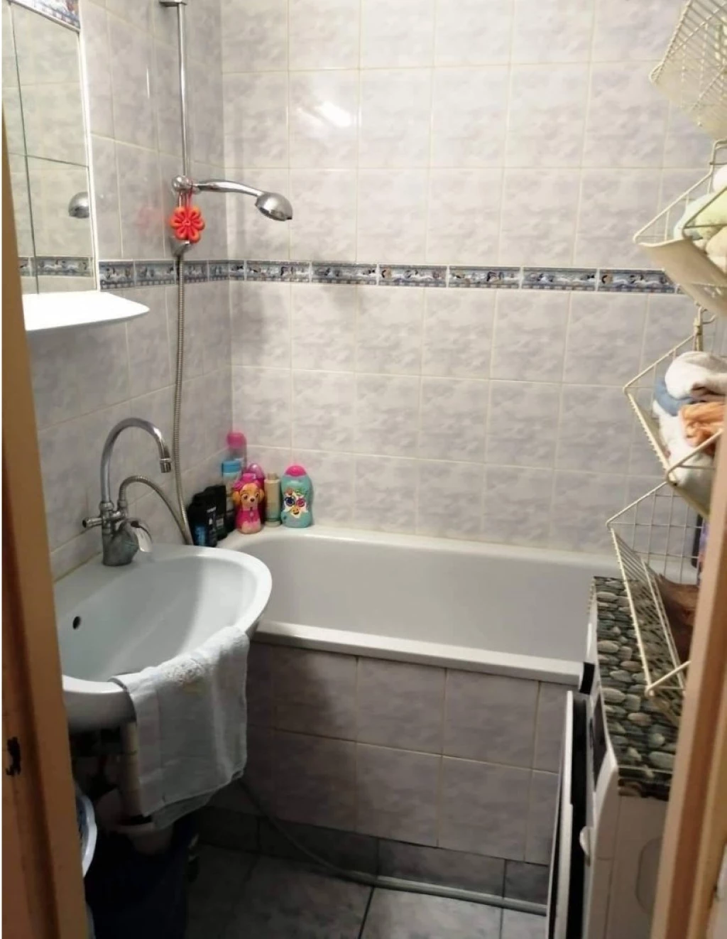 Nyíregyháza, Árpád utcában 3+1 szobás, jó állapotú lakás eladó!