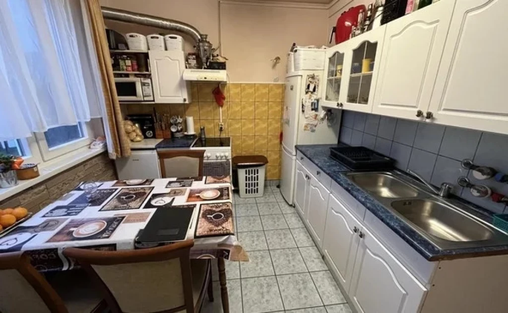 Nyíregyháza, Árpád utcán 79 m²-es, 4. emeleti erkélyes lakás eladó!