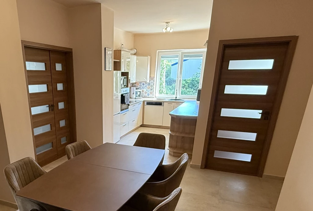 c3-1-name c2-21-name, Nyíregyháza