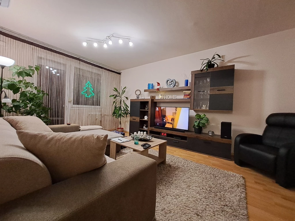 c3-1-name c2-21-name, Nyíregyháza