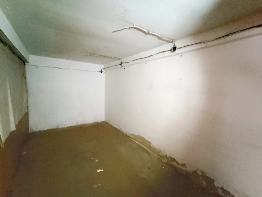 For rent detached garage, Nyíregyháza