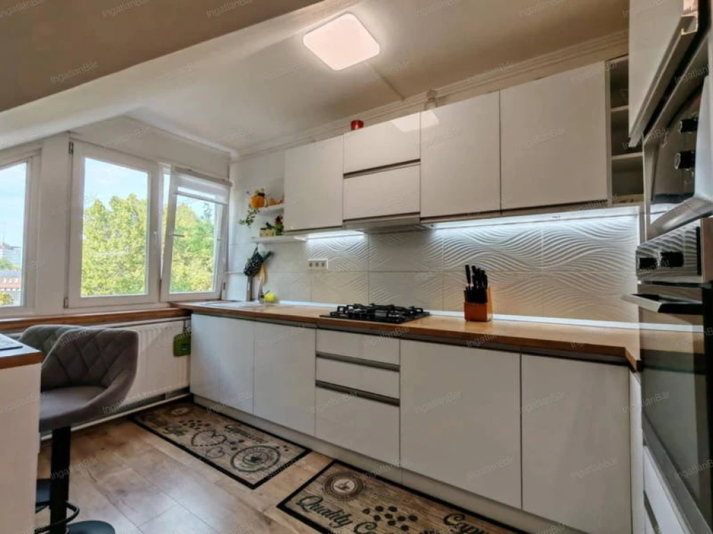 Nyíregyházán, Szabadtéri Színház Közelében Nappali+2 Szobás Lakás Eladó!