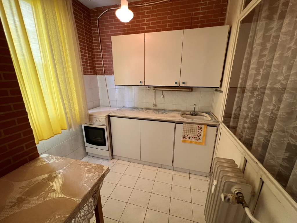 Nyíregyháza, Toldi utcában 2 szoba + étkezős, azonnal birtokba vehető lakás eladó!
