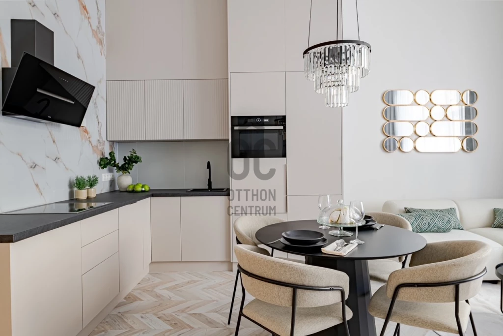 For sale brick flat, Budapest XIII. kerület, Újlipótváros