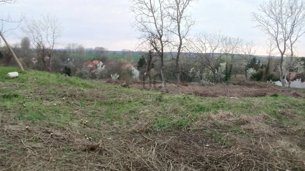 Eladó építési telek, Ajka, Padragkút