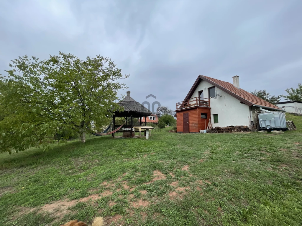 For sale periphery plot, Paloznak, Paloznak