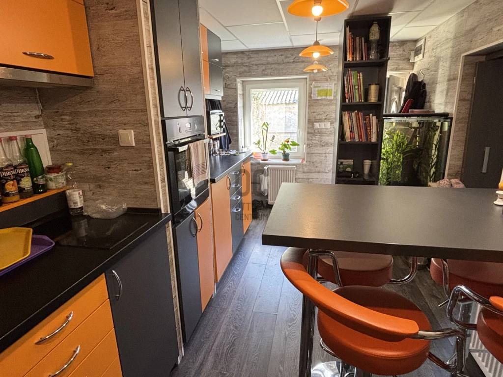 Eladó családi ház, Várpalota, Rákóczi telep