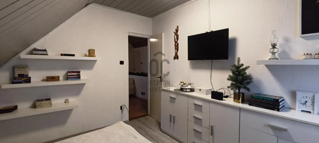 Eladó családi ház, Halimba, Halimba