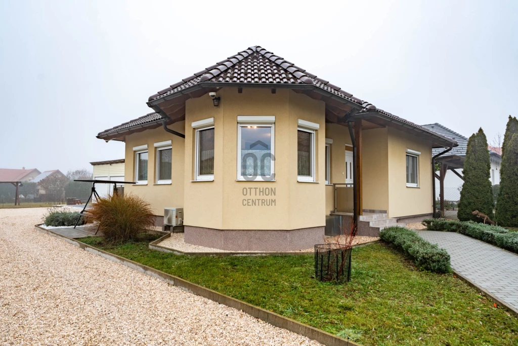 Eladó családi ház, Márkó, Márkó