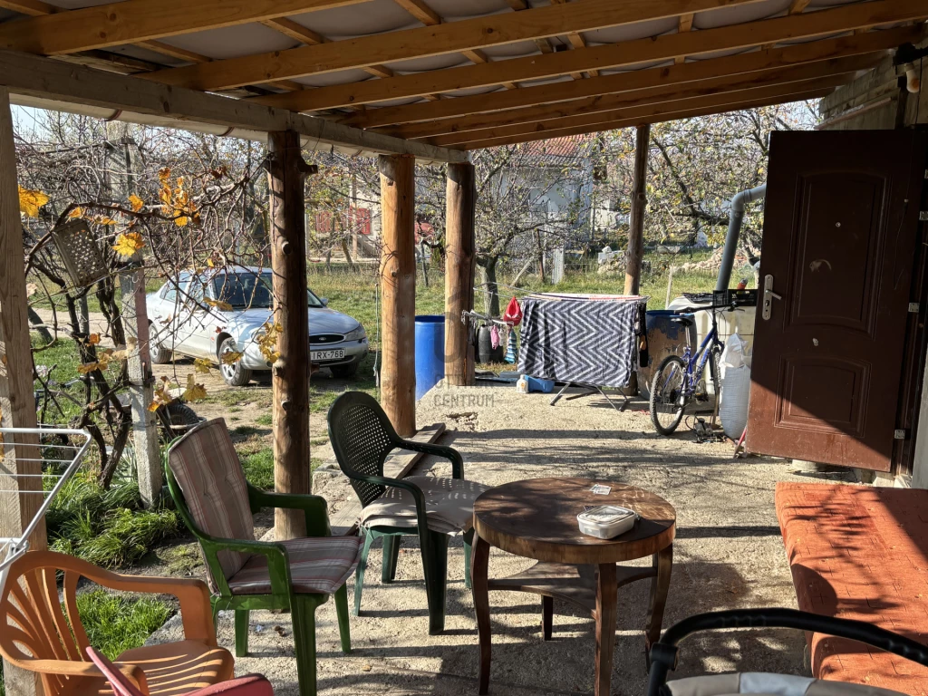 Eladó külterületi telek, Várpalota, Baglyas