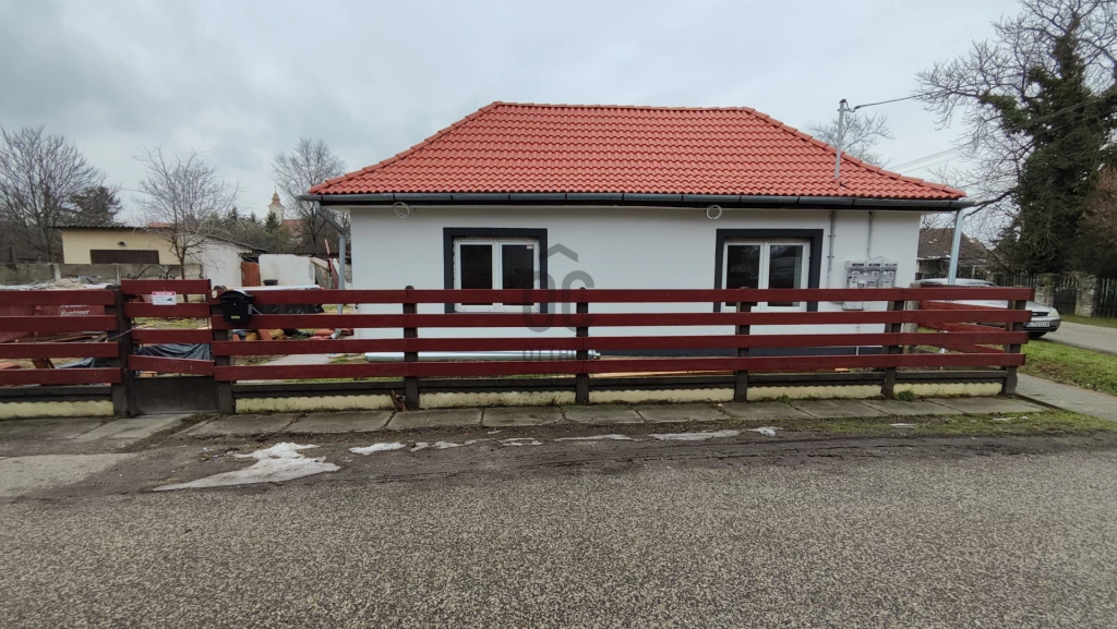 Eladó családi ház, Berhida, Berhida