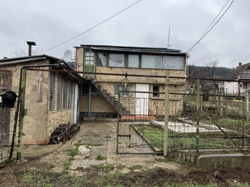 Eladó külterületi telek, Várpalota, Baglyas, Baglyas dűlő