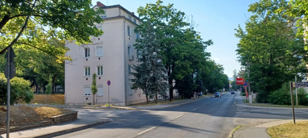 c3-2-name c2-19-name, Veszprém, Egyetemváros