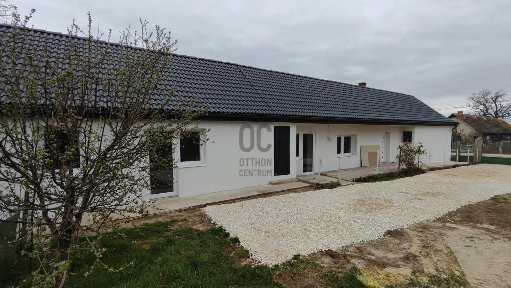 Eladó családi ház, Ősi, Ősi