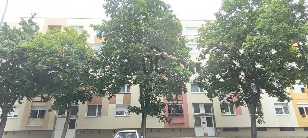 Eladó panellakás, Ajka, Ajka