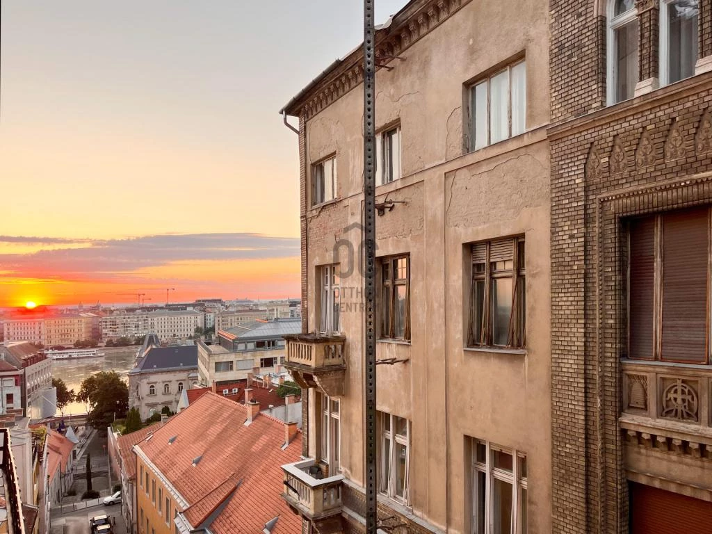 For sale brick flat, Budapest I. kerület, Víziváros I. ker.