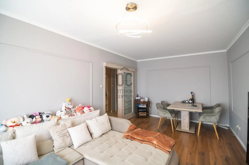 Eladó lakás Budapest 3. ker., Békásmegyer