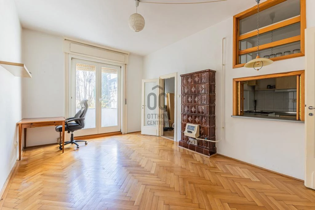 Eladó lakás Budapest 2. ker., Szemlőhegy