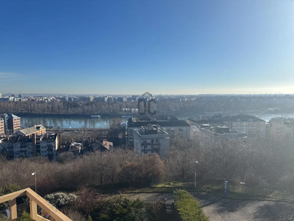 Eladó lakás Budapest 2. ker., Szemlőhegy