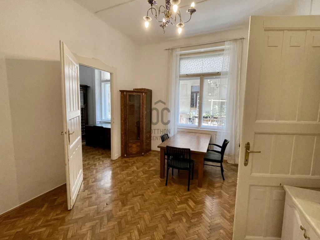 Eladó lakás Budapest 11. ker., Szentimreváros