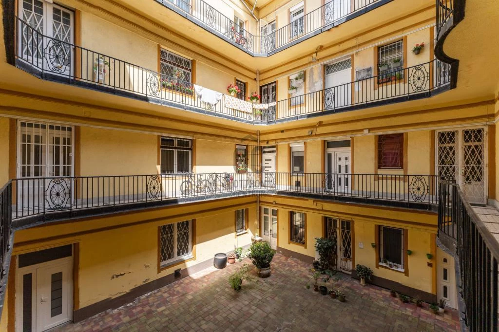Eladó lakás Budapest 12. ker., Krisztinaváros