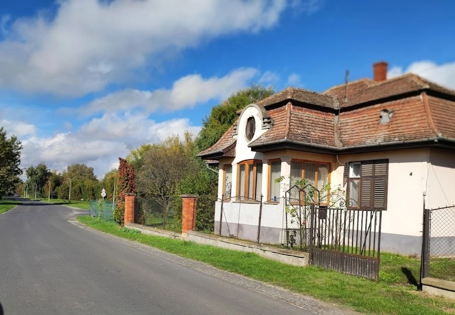 Eladó családi ház, Keszthely