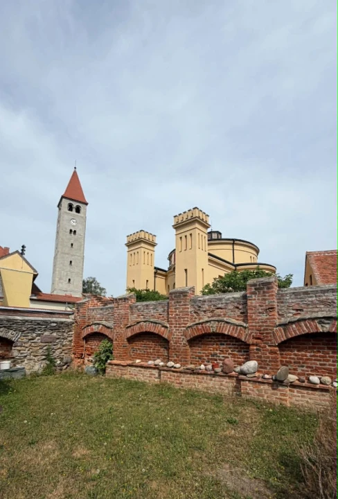 c3-1-name c2-1-name, Kőszeg