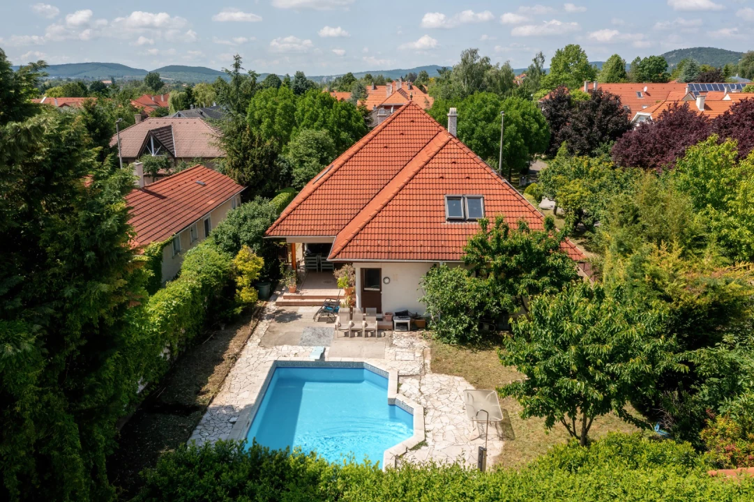 For sale house, Törökbálint