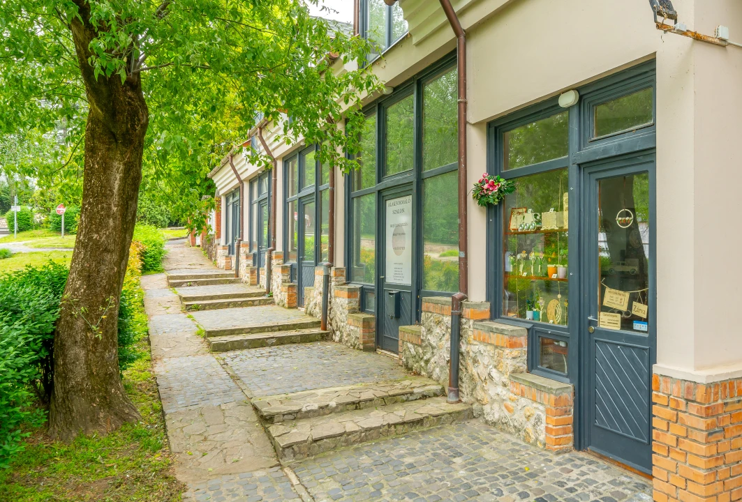 c3-1-name c2-69-name, Balatonboglár