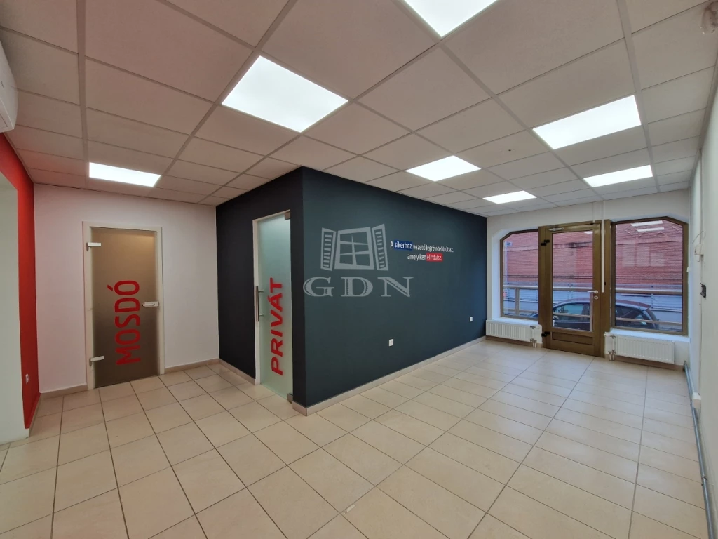 Kiadó iroda, irodaház, Miskolc, Zsolcai kapu