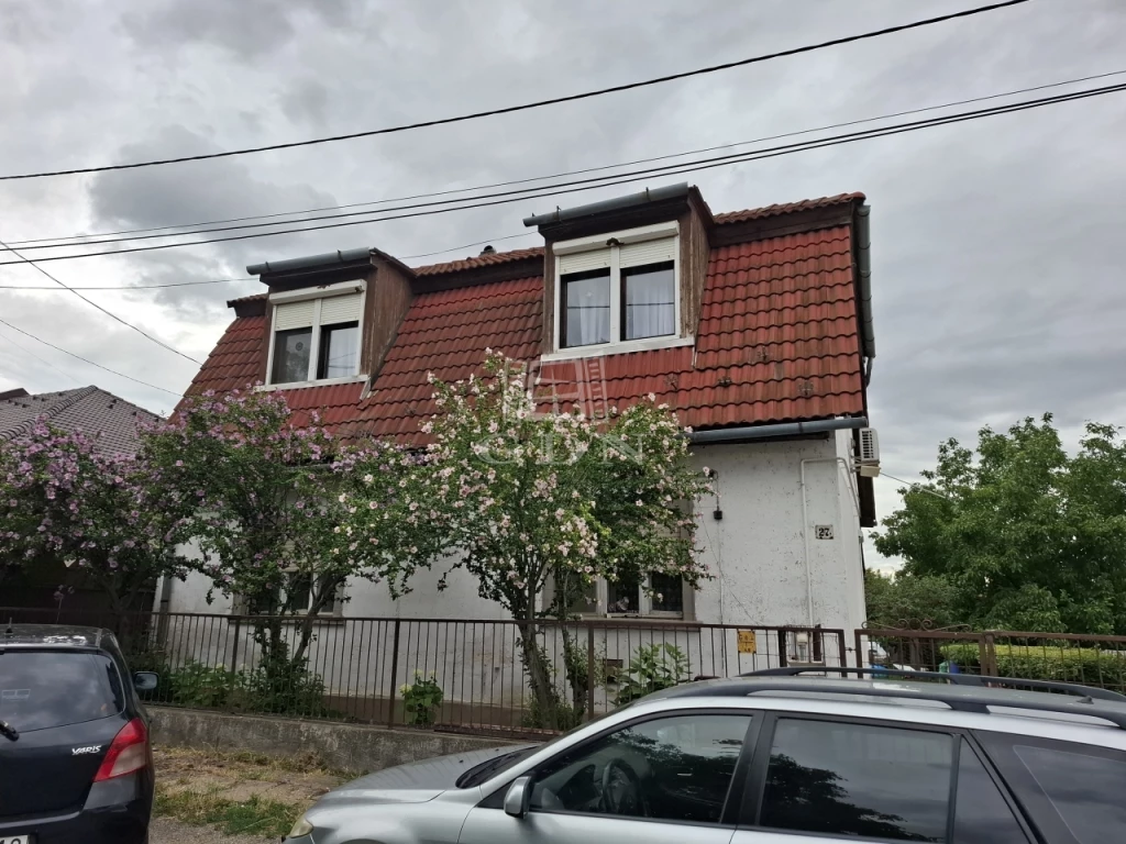 Eladó családi ház, Miskolc, Martin-kertváros, Martinkertváros csendes utcájában