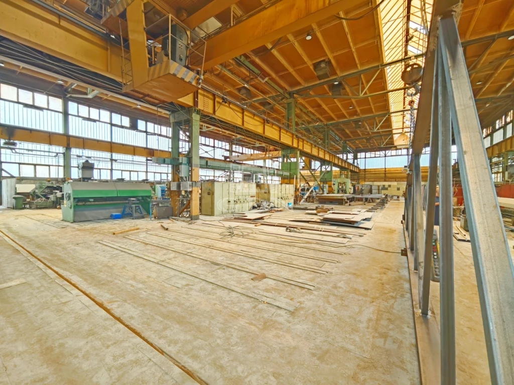 Eladó egyéb kereskedelmi-ipari, Miskolc, Vasgyár, Kerpely Antal utca