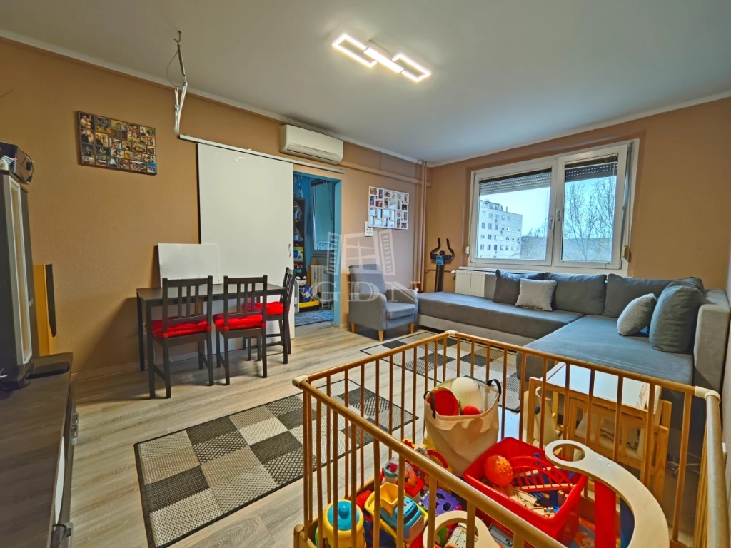 c3-1-name c2-20-name, Miskolc, Győri Kapu, Aba utca