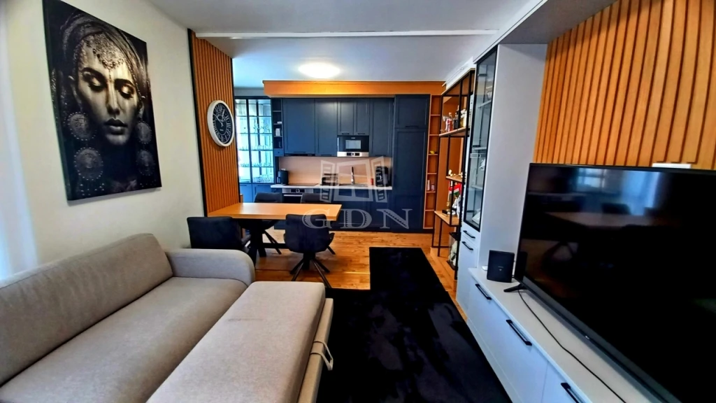 c3-1-name c2-19-name, Sajószentpéter, Móra-lakótelep, Móra Ferenc utca