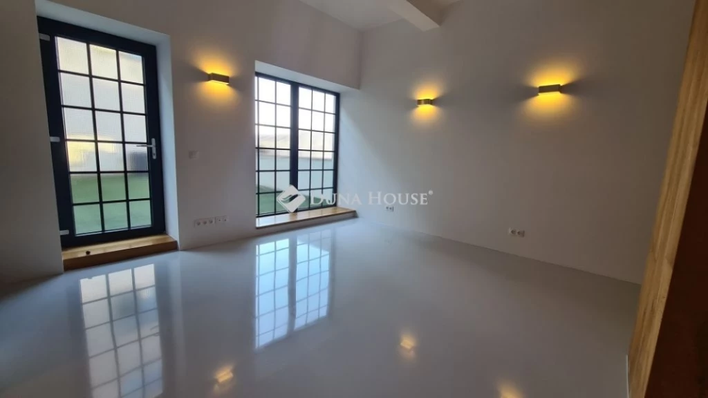 For sale brick flat, Budapest V. kerület, Belváros