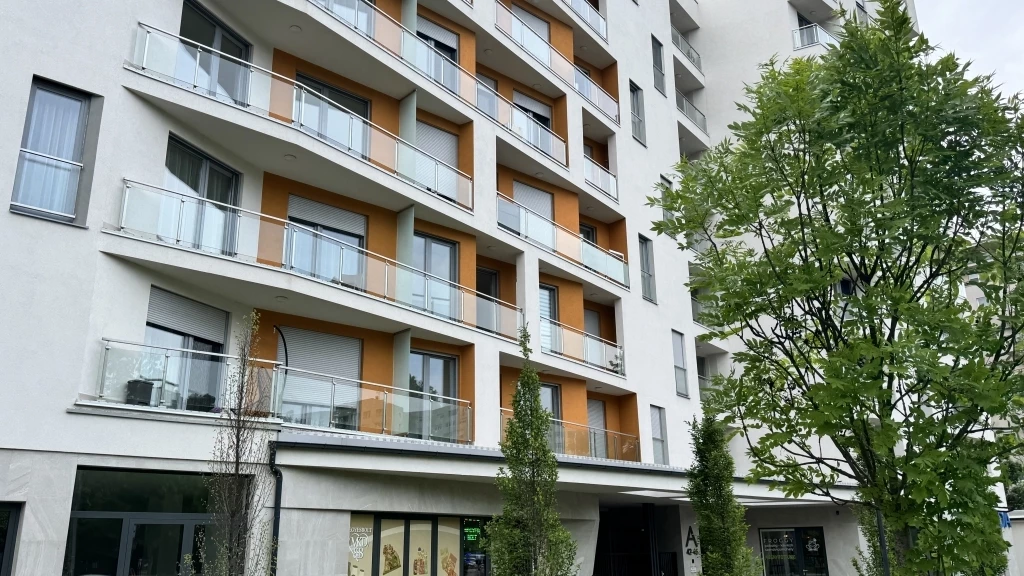 Kiadó Üzlethelyiség, Budapest 3. ker.