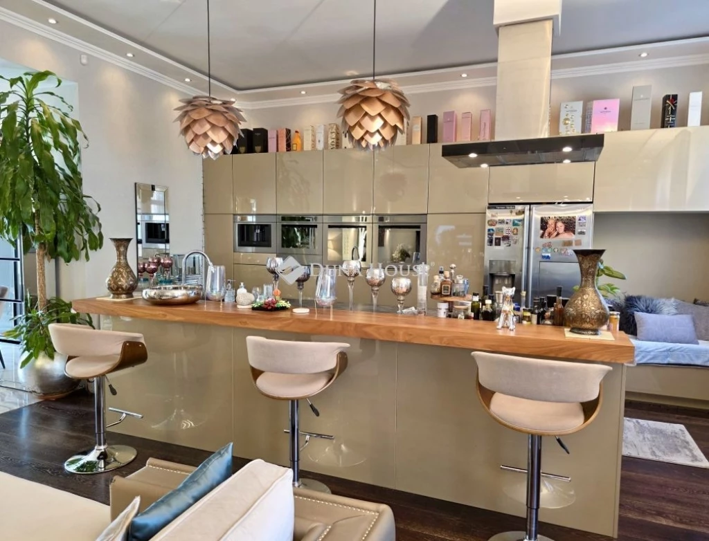 For rent brick flat, Budapest II. kerület, Árpád fejedelem útja