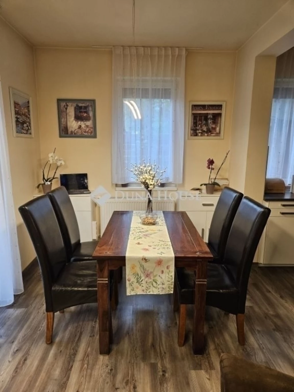 c3-1-name c2-82-name, Budapest XV. kerület, Pestújhely