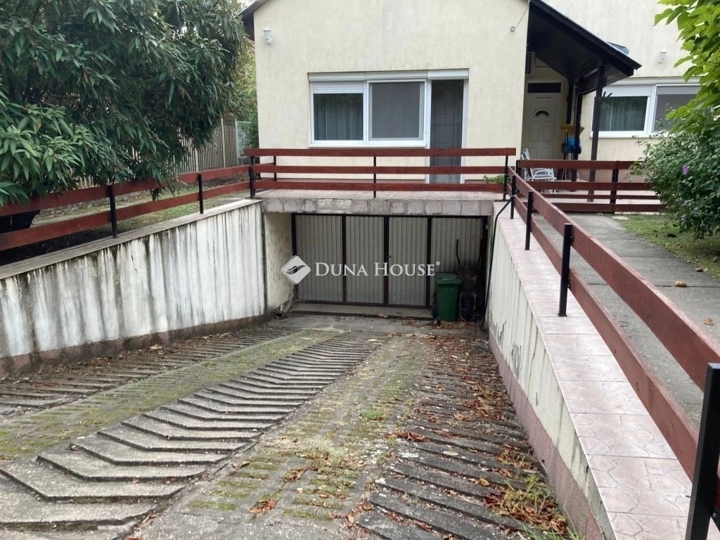 c3-1-name c2-1-name, Budapest III. kerület, Keve utca