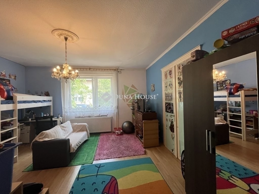 c3-1-name c2-19-name, Budapest IV. kerület, Görgey Artúr utca