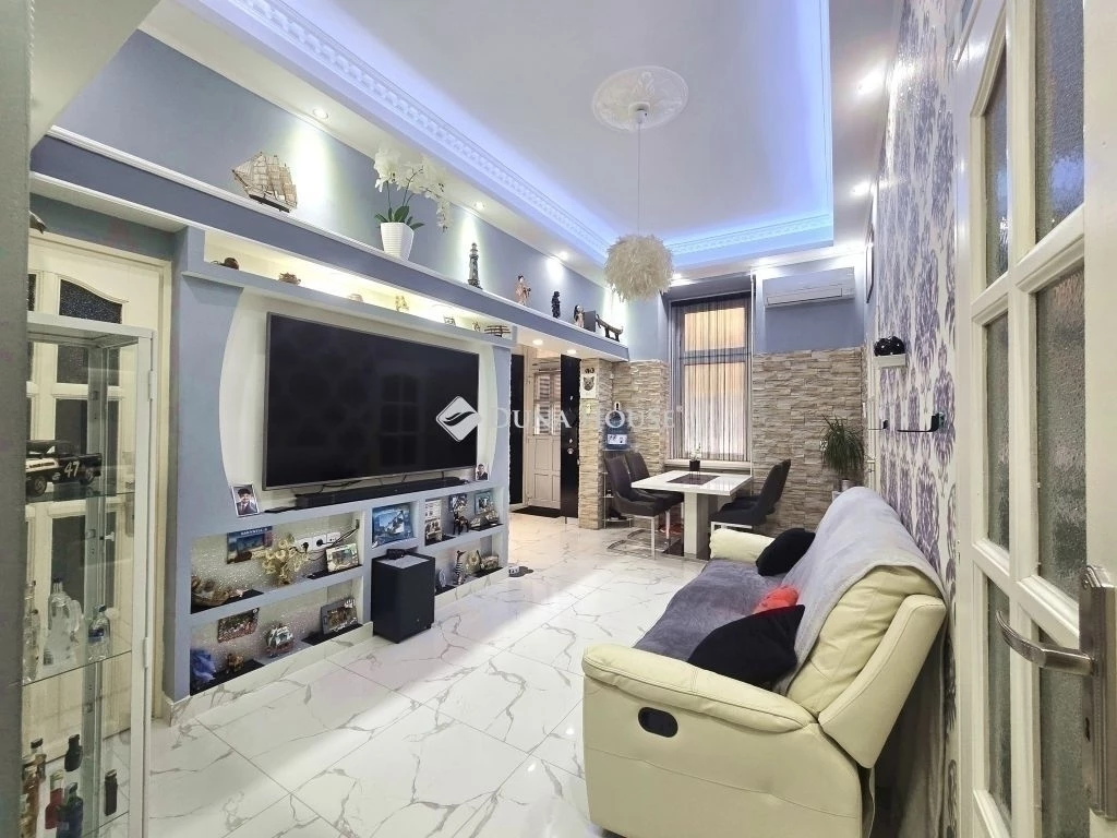 Eladó lakás, Budapest 8. ker.