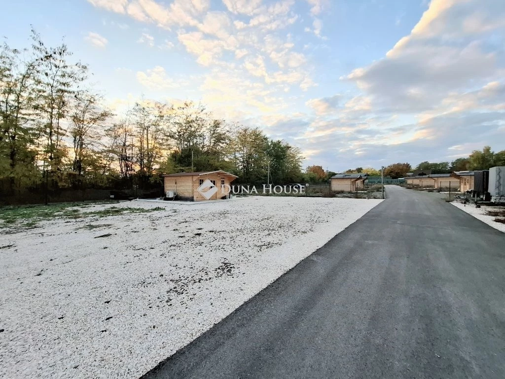 Eladó telek, Gödöllő