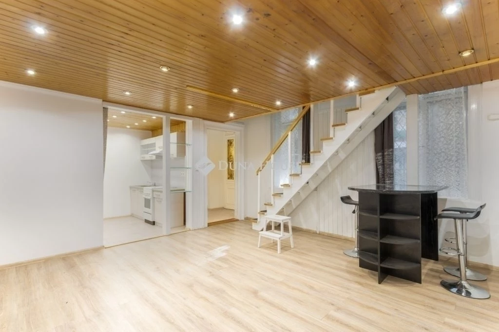 Eladó lakás, Budapest 8. ker.