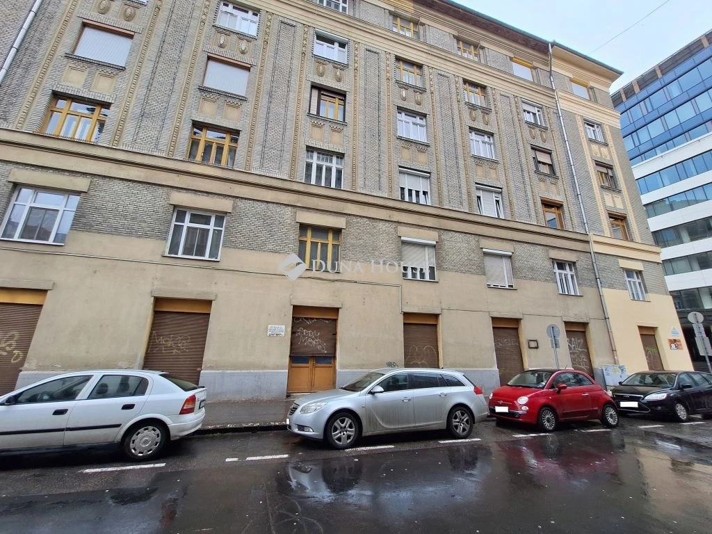 Eladó lakás, Budapest 8. ker.