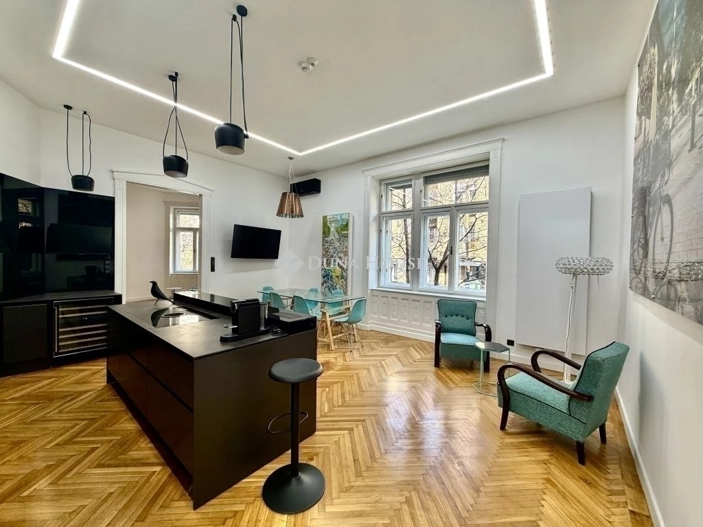 For sale brick flat, Budapest II. kerület