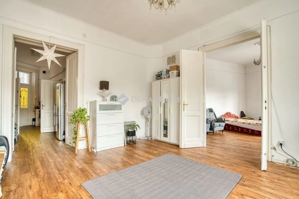 For sale brick flat, Budapest XI. kerület, Kosztolányi Dezső tér