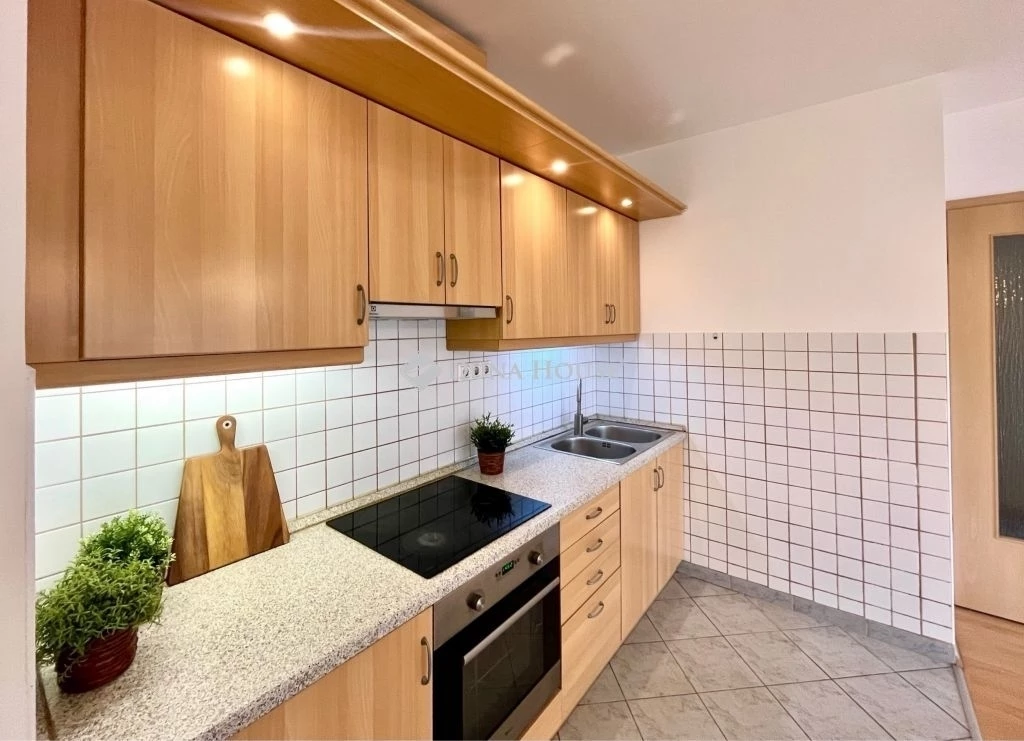 For sale brick flat, Budapest XIV. kerület, Szugló utca