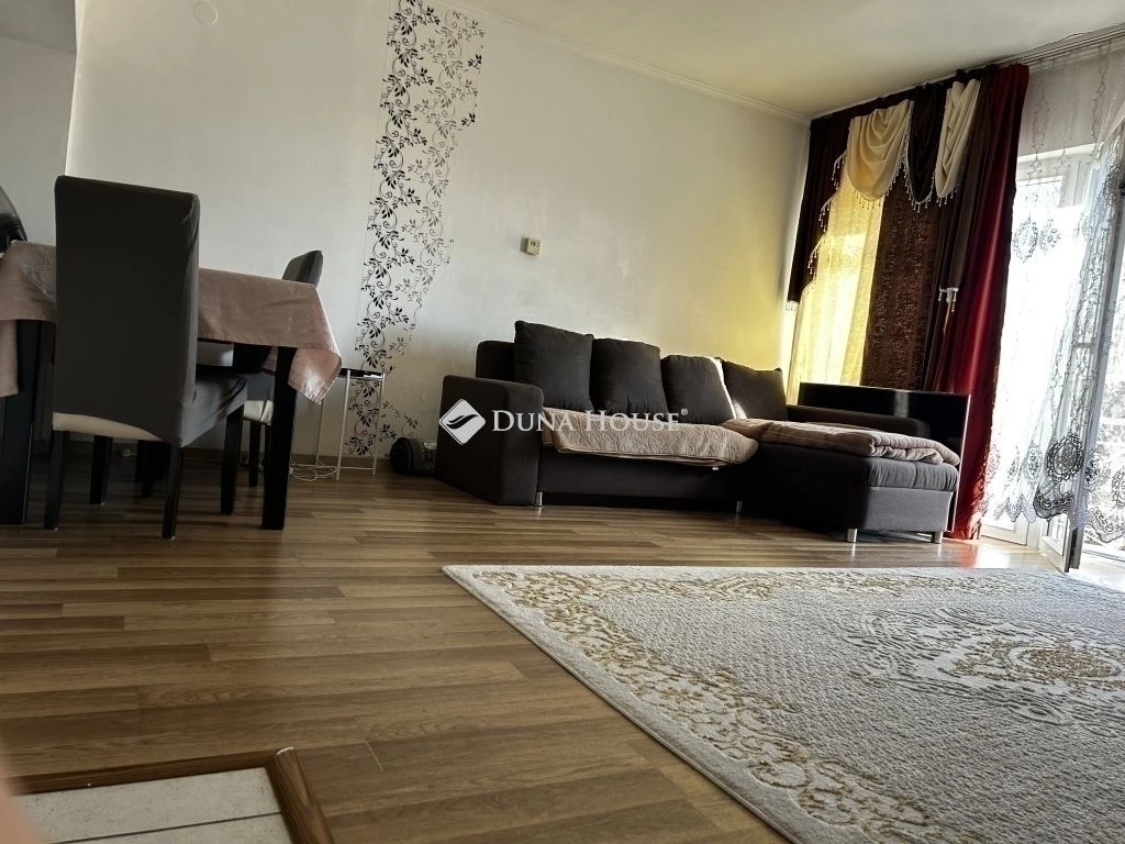 For sale brick flat, Budapest XVIII. kerület, Liptáktelep